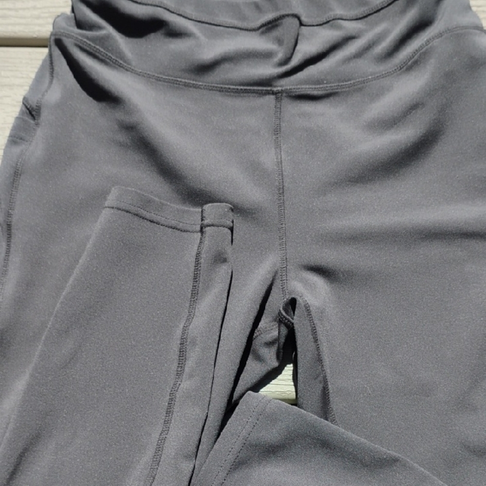 POP Fit Charcoal Leggings